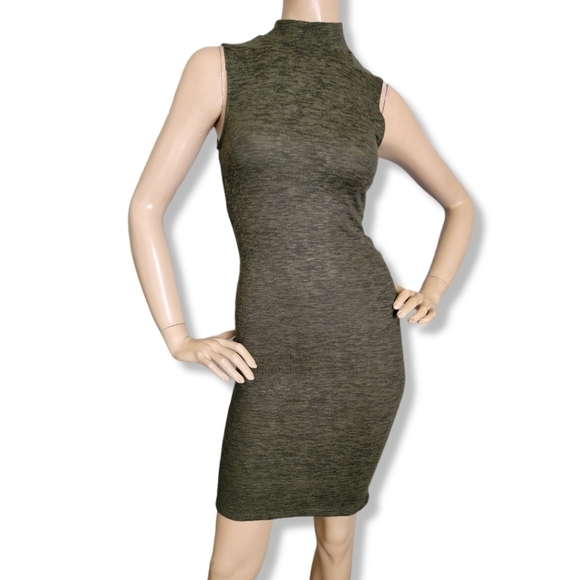 Heart & Hips Green Marled Mock Neck Sleeveless Knit Bodycon Dress - Picture 1 of 9